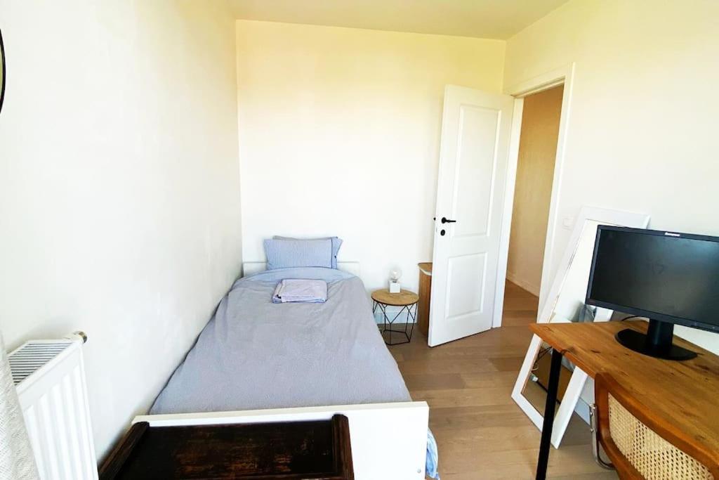 Classy Flat With Awesome View And Great Location! Amberes